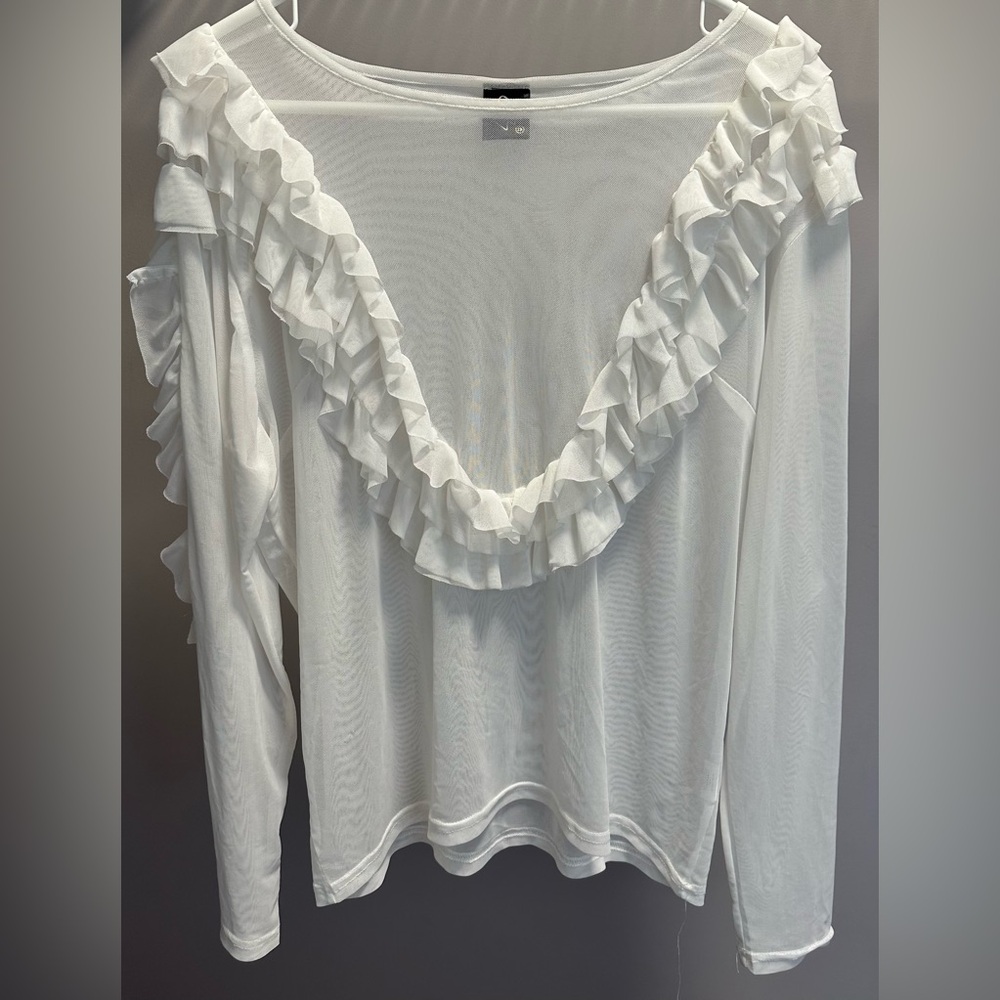 💕 size 2X, sheer, white, long sleeved blouse with ruffled accents.